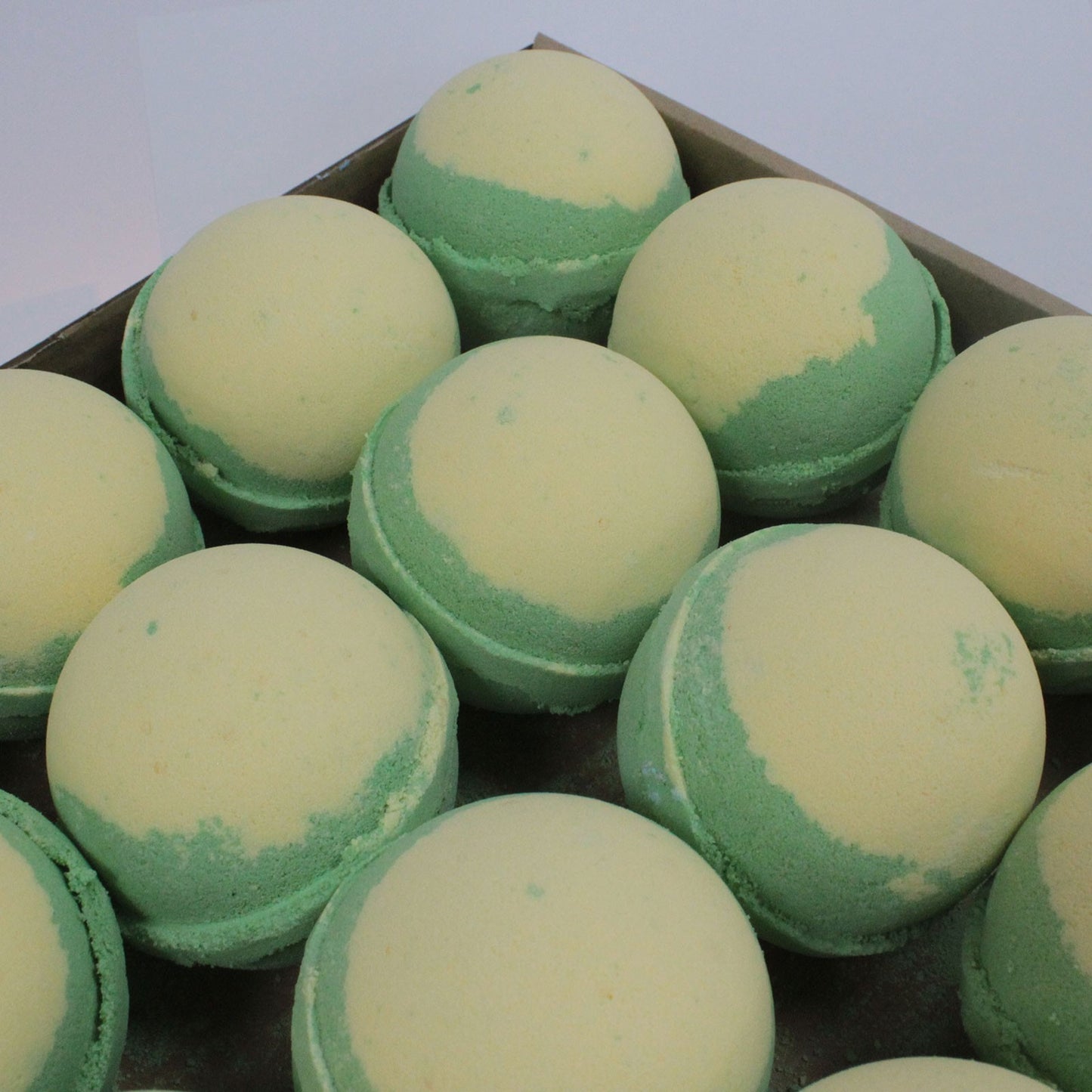 Bath bomb - Apple & Custard Pie